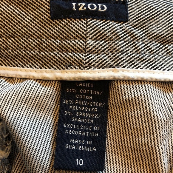 IZOD Pinstripe Cargo Capri Pants - Picture 9 of 9